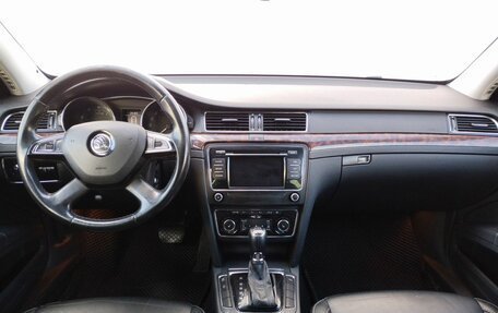 Skoda Superb III рестайлинг, 2014 год, 1 290 000 рублей, 12 фотография