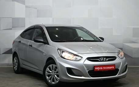 Hyundai Solaris II рестайлинг, 2014 год, 800 000 рублей, 3 фотография