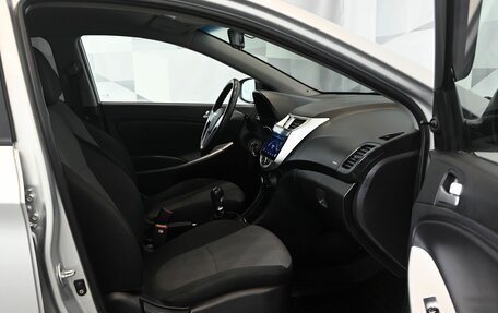 Hyundai Solaris II рестайлинг, 2014 год, 800 000 рублей, 11 фотография
