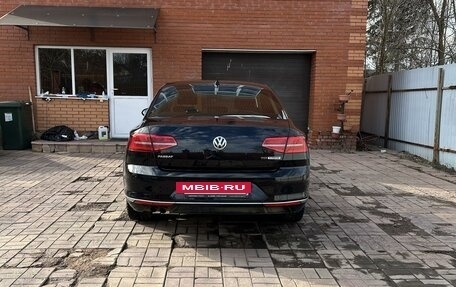 Volkswagen Passat B8 рестайлинг, 2015 год, 1 760 000 рублей, 9 фотография