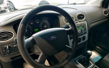Ford Focus II рестайлинг, 2005 год, 299 000 рублей, 9 фотография