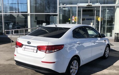 KIA Rio III рестайлинг, 2016 год, 1 094 000 рублей, 5 фотография