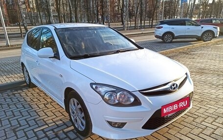 Hyundai i30 I, 2010 год, 890 000 рублей, 2 фотография