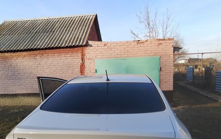 Hyundai Solaris II рестайлинг, 2015 год, 1 100 000 рублей, 2 фотография