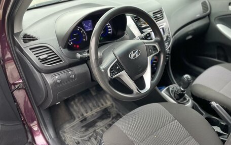 Hyundai Solaris II рестайлинг, 2012 год, 560 000 рублей, 7 фотография