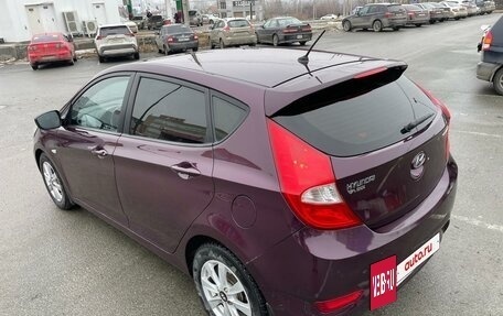 Hyundai Solaris II рестайлинг, 2012 год, 560 000 рублей, 5 фотография