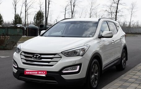 Hyundai Santa Fe III рестайлинг, 2013 год, 2 090 000 рублей, 3 фотография