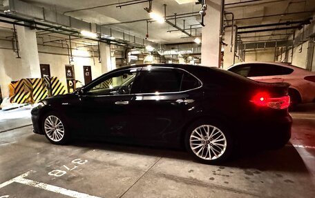 Toyota Camry, 2017 год, 2 990 000 рублей, 12 фотография