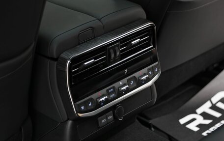 Toyota Land Cruiser, 2024 год, 12 990 000 рублей, 8 фотография