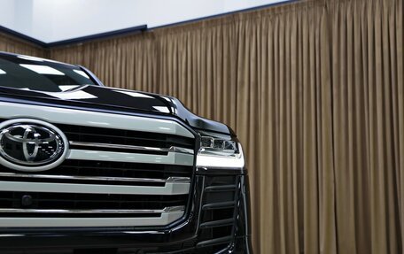 Toyota Land Cruiser, 2024 год, 12 990 000 рублей, 25 фотография