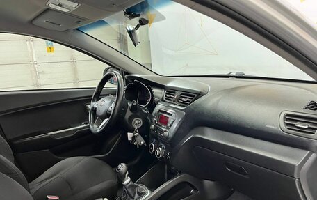 KIA Rio III рестайлинг, 2011 год, 720 000 рублей, 12 фотография