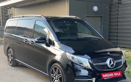 Mercedes-Benz V-Класс, 2019 год, 4 800 000 рублей, 2 фотография