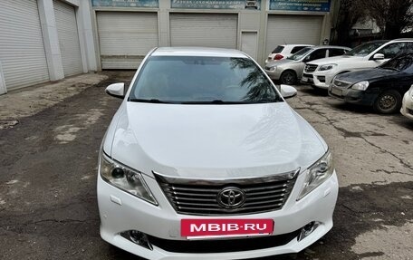 Toyota Camry, 2014 год, 1 680 000 рублей, 4 фотография