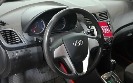 Hyundai Solaris II рестайлинг, 2011 год, 800 000 рублей, 11 фотография
