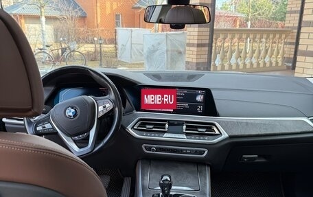 BMW X5, 2019 год, 7 600 000 рублей, 2 фотография