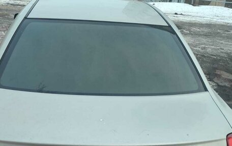 Toyota Avensis III рестайлинг, 2005 год, 900 000 рублей, 6 фотография