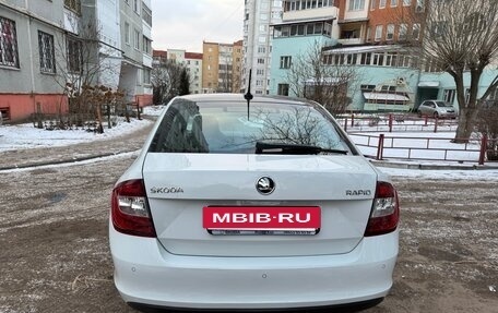 Skoda Rapid I, 2017 год, 1 370 000 рублей, 8 фотография