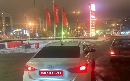 Hyundai Solaris II рестайлинг, 2018 год, 1 115 000 рублей, 2 фотография