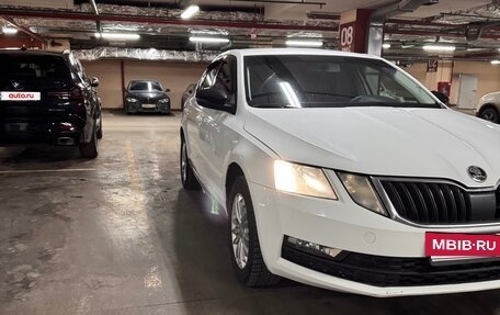 Skoda Octavia, 2018 год, 1 100 000 рублей, 3 фотография