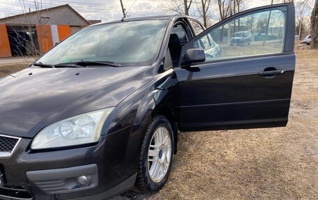 Ford Focus II рестайлинг, 2006 год, 560 000 рублей, 1 фотография