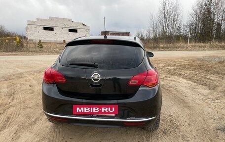 Opel Astra J, 2013 год, 799 999 рублей, 22 фотография