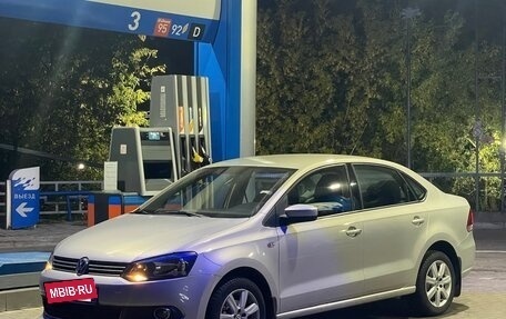 Volkswagen Polo VI (EU Market), 2013 год, 1 300 000 рублей, 3 фотография