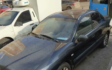 Mitsubishi Carisma I, 2000 год, 240 000 рублей, 5 фотография
