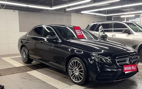 Mercedes-Benz E-Класс, 2020 год, 4 100 000 рублей, 12 фотография