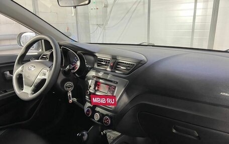 KIA Rio III рестайлинг, 2015 год, 1 099 000 рублей, 12 фотография