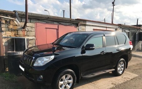 Toyota Land Cruiser Prado 150 рестайлинг 2, 2012 год, 3 210 000 рублей, 1 фотография