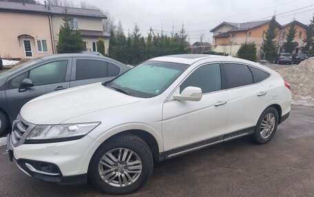 Honda Crosstour I рестайлинг, 2014 год, 1 999 000 рублей, 4 фотография