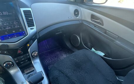 Chevrolet Cruze II, 2012 год, 980 000 рублей, 6 фотография