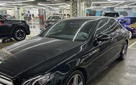 Mercedes-Benz E-Класс, 2017 год, 3 550 000 рублей, 2 фотография