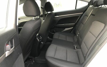 Hyundai Elantra VI рестайлинг, 2019 год, 1 941 000 рублей, 11 фотография