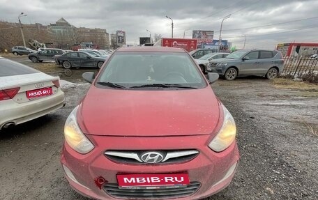 Hyundai Solaris II рестайлинг, 2014 год, 700 000 рублей, 1 фотография