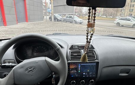 Hyundai Accent II, 2005 год, 390 000 рублей, 10 фотография