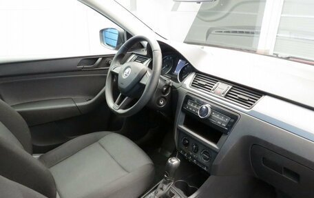 Skoda Rapid I, 2016 год, 1 070 000 рублей, 5 фотография