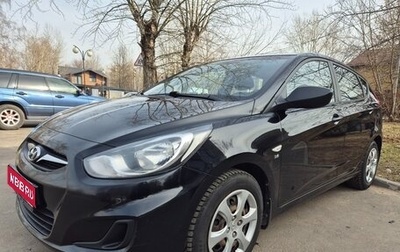 Hyundai Solaris II рестайлинг, 2012 год, 899 000 рублей, 1 фотография