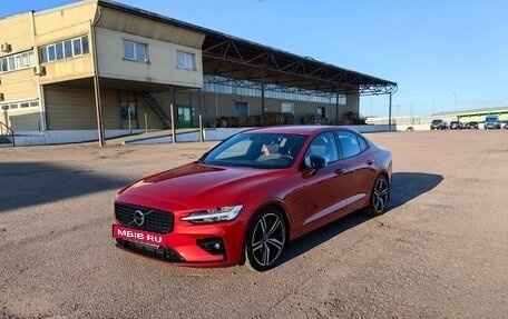 Volvo S60 III, 2021 год, 3 800 000 рублей, 2 фотография