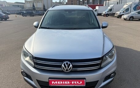 Volkswagen Tiguan I, 2015 год, 975 000 рублей, 1 фотография