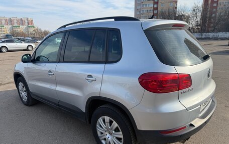 Volkswagen Tiguan I, 2015 год, 975 000 рублей, 4 фотография