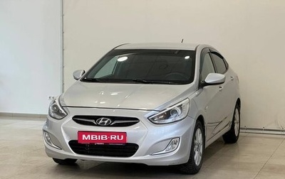 Hyundai Solaris II рестайлинг, 2013 год, 900 000 рублей, 1 фотография