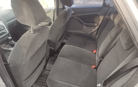 Ford Focus II рестайлинг, 2007 год, 320 000 рублей, 17 фотография
