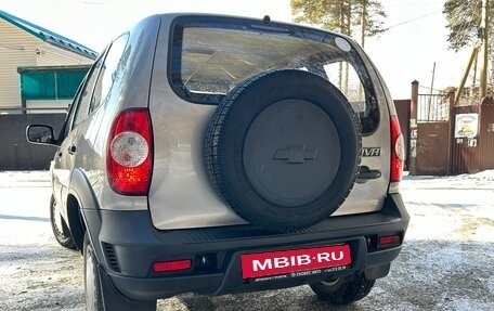 Chevrolet Niva I рестайлинг, 2013 год, 580 000 рублей, 5 фотография