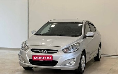 Hyundai Solaris II рестайлинг, 2011 год, 800 000 рублей, 1 фотография