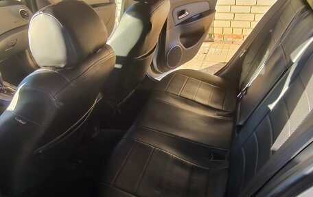 Chevrolet Cruze II, 2011 год, 640 000 рублей, 5 фотография