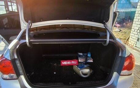 Chevrolet Cruze II, 2011 год, 640 000 рублей, 8 фотография