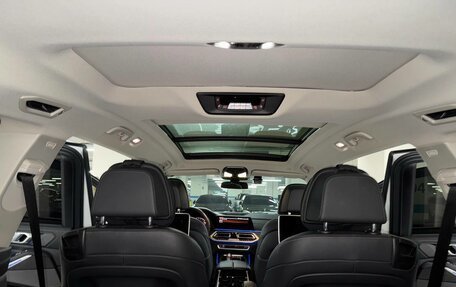 BMW X7, 2021 год, 18 фотография