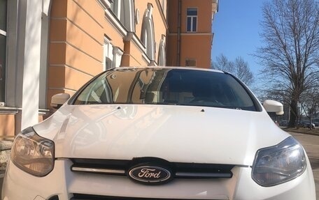 Ford Focus III, 2011 год, 585 000 рублей, 2 фотография