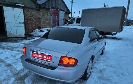 Hyundai Sonata IV рестайлинг, 2005 год, 500 000 рублей, 7 фотография